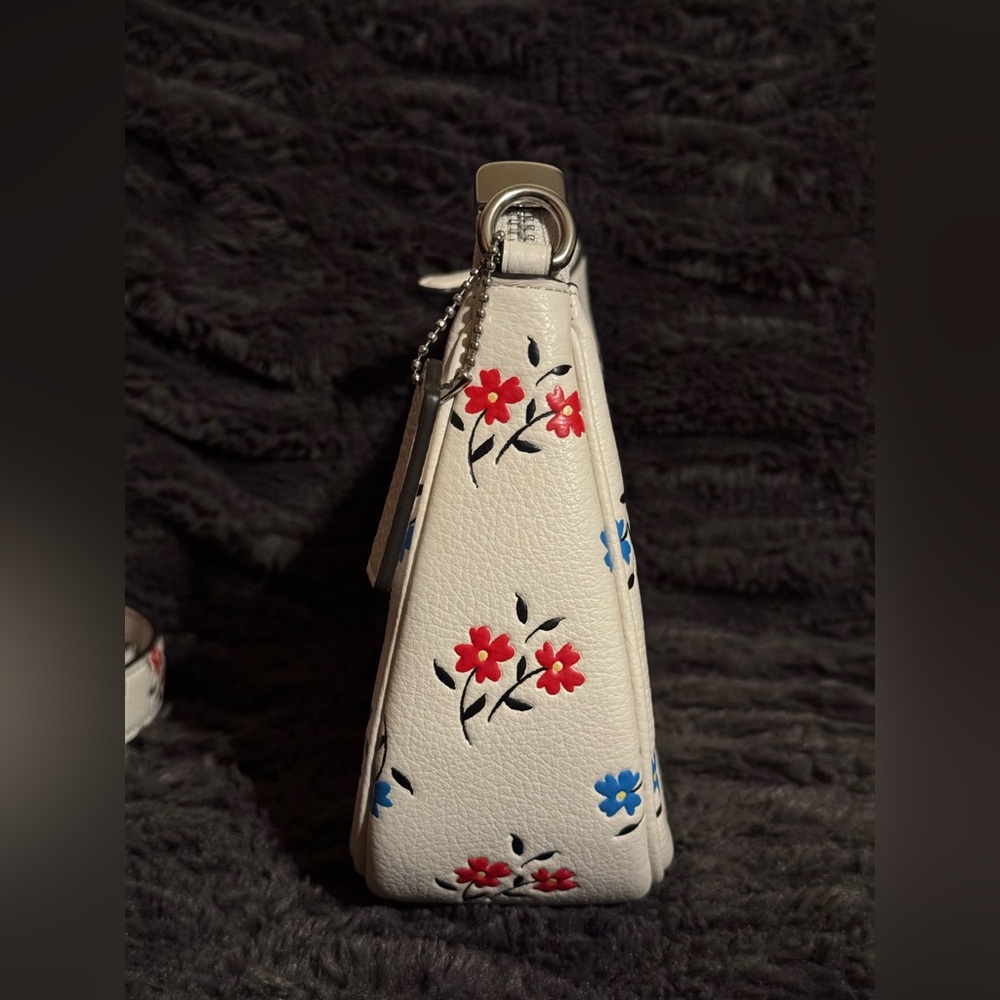 Coach NWOT Teri Shoulder Bag with Floral Print - in chalk, red and blue flowers - Picture 6 of 10